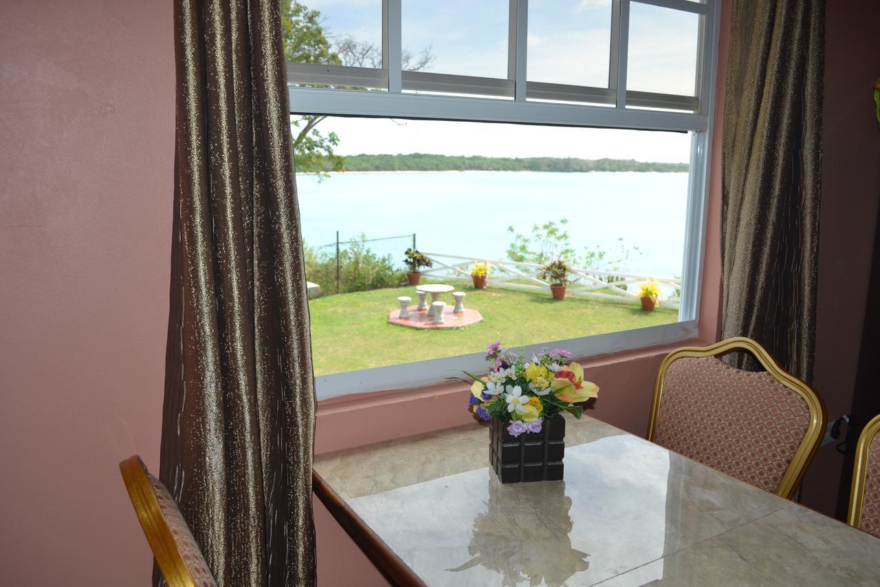 Buccoo Reef View Hotel Ngoại thất bức ảnh